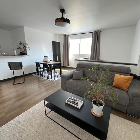 Appartement Hyper Centre A 80M Du Vieux Marche, T2 Calme Vue Sur Les Toits Rue Du Minage à La Rochelle  Extérieur photo